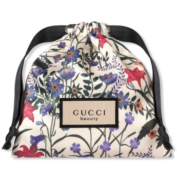 ONLY 1! GUCCI Beauty Satin Hair Ties Bag Set 👱‍♀️ NEW IN PACKAGE - Picture 4 of 4